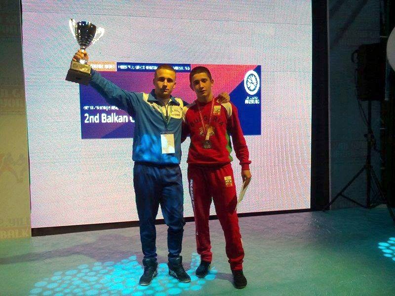 Плевенчанинът Цветан Сирашки със сребърен медал от Балканското по класическа борба