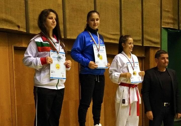 КБИ „Петромакс“ – Плевен със 17 медала от Националната карате купа „България“