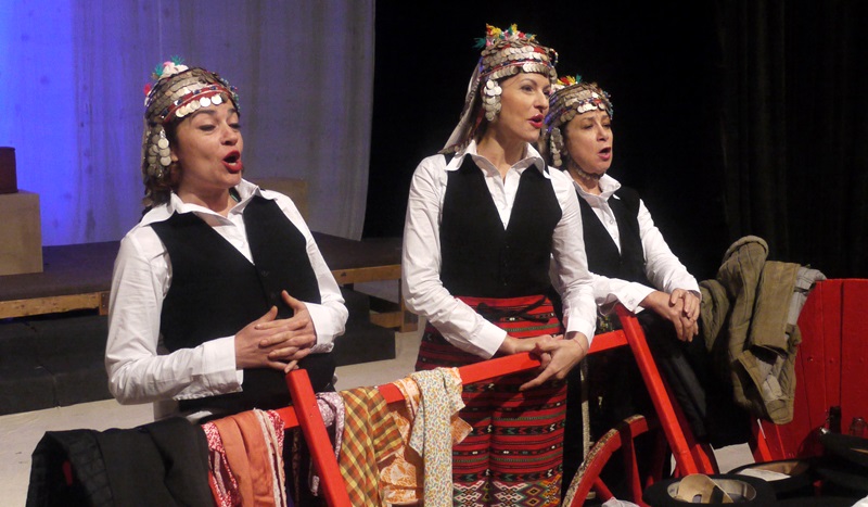 „Българите идат” – спектакъл, зареден с много родолюбие