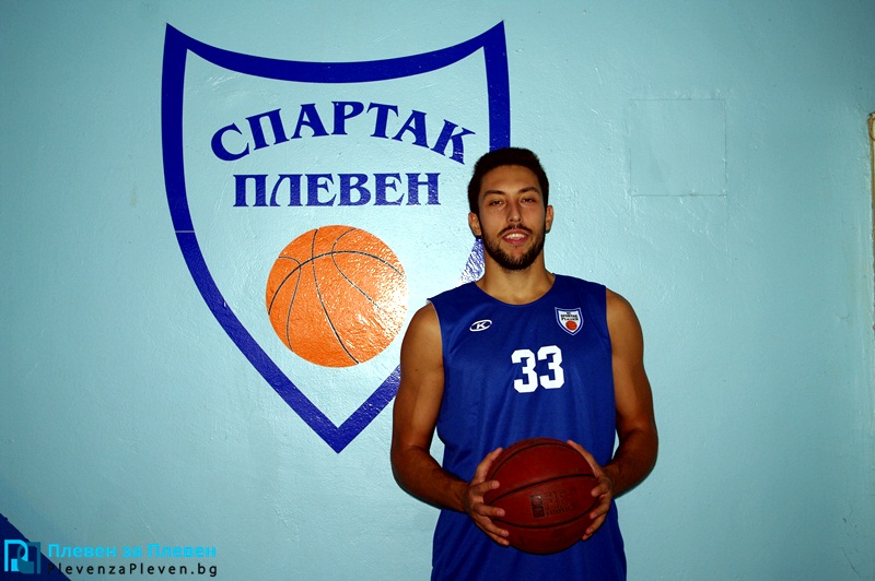 Димитър Маринчешки от „Спартак“ е финалист в конкурса Мистър BGbasket.com 2016