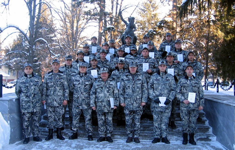 Войници завършиха успешно курс по общовойскова подготовка в Долна Митрополия