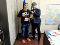 Европейската шампионка Ивет Горанова получи почетен плакет от Община Долна Митрополия