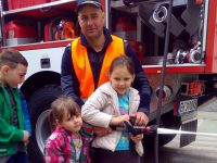 Пожарникари гостуваха в ДГ „Снежанка“ – Плевен