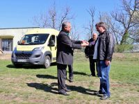 Седми автобус дари на Община Никопол Министерството на образованието и науката