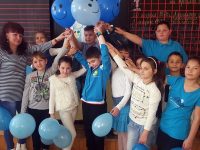 Третокласници от ОУ „Васил Левски”-Плевен отбелязаха Световния ден за информираност за аутизма
