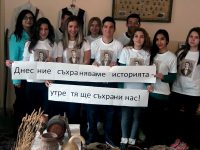Млади възрожденци от  ПГСС „Н.Вапцаров“ – Левски откриха етнографски кът в училището