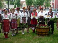 Кметът на Левски Любка Александрова откри четвъртия фестивал „Гергьовски люлки“