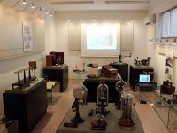 Изложбата „Училищни уреди и апарати” представят днес в Историческия музей в Кнежа