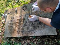 Плевенски родолюбци почистиха три могили на руски войници, сражавали се за свободата на България