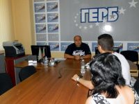 За нередности при експлоатацията на синята зона в Плевен сигнализираха граждани депутата Владислав Николов