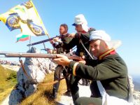 Плевенчани от НД „Традиция” участваха в историческата възстановка на боевете при връх Шипка