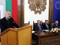 Проф. Пламен Митев в Плевен: България не получи свободата си даром, а плати своята цена