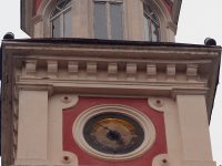 С водосвет днес символично бе осветен възстановеният часовник на сградата на ДКТ „Иван Радоев“