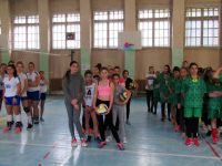 Отборът на ОУ „Лазар Станев”-Плевен грабна купата в междуучилищния турнир по волейбол за момичета