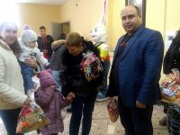 Депутатът Владислав Николов даде старт на инициативата „Коледа за всяко дете“ в Пордим