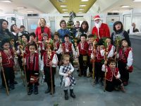Коледари и Дядо Коледа гостуваха в НАП – Плевен