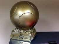 Пламен Гетов връчва „Златната топка“ на Футболист №1 на БАМФ – Плевен