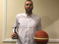 Константин Коев от „Спартак“ (Плевен) получи наградата „Любим баскетболист на феновете“