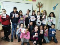 Близо 1000 лева събраха в СУ „Васил Априлов” – Долна Митрополия в подкрепа на онкоболни деца