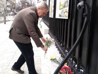 Румен Петков и представители на АБВ поднесоха цветя в памет на жертвите при терористичния акт в Южна Франция