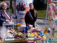 Започна благотворителният базар за набиране средства за лечението на Хриси от Ясен