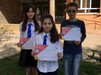Ученичка от Левски е на финал на международното състезание по английски език HIPPO „Английски без граници“