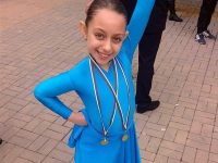 Второкласничка на ОУ „Васил Левски”-Плевен с два златни медала от държавен турнир по спортни танци