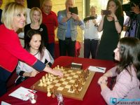 Мая Манолова направи първия ход в шахматния „Турнир на шампионките“ в Плевен