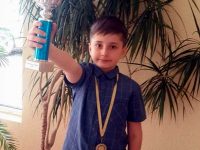 Малък плевенски шахматист стана първенец в турнира „Слънцата на Трявна“