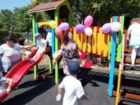 Нова детска площадка радва малчуганите от ДГ „Първи юни“ – Плевен (галерия)