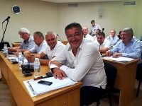 Цветан Антов почерпи за първо внуче в местния парламент