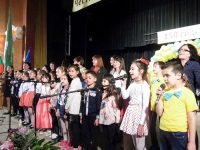 150 години отбеляза училището в Гулянци