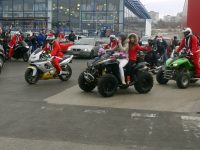 Плевенските мотористи, облечени като Дядо Коледа, ще зарадват днес деца от социални центрове