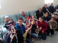 Малки полазници посетиха Дома за възрастни хора в Горна Митрополия