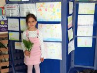 Шестгодишна художничка от ДГ „Снежанка“ – Плевен с първа самостоятелна изложба