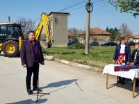 Община Гулянци даде старт на строителните работи по три пътни отсечки
