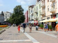 Община Плевен обяви обществена поръчка за ремонт на част от пешеходната зона
