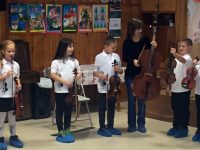 Малки цигулари гостуваха в детска градина „Юнско въстание“ в Плевен