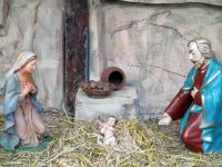 Откраднаха фигурката на бебето Исус от Рождественската пещера в центъра на Плевен