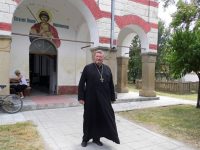 Църковните служби за Великден ще бъдат отслужени на открито в Гулянци