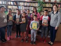 В читалището на Асеновци наградиха ученици, взели участие в онлайн литературен конкурс