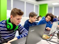 Училищна Телерик Академия отвори приема за безплатната си ИТ школа за ученици в Плевен