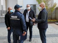 Полицаи и общински инспектори следят заедно за опазване на реда в Плевен