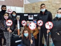 Учениците от ПГ по механоелектротехника в Кнежа отбелязаха Международния ден без тютюнопушене