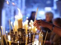 На 13 декември Църквата почита паметта на смели християни, защитници на вярата