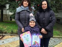 Малка художничка от Левски със сертификат „Дизайнер на детски играчки“