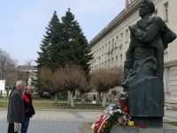Членове на Сдружение „Артилерия“ почетоха паметта на Левски