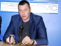 Стефан Бурджев: Популистки се раздват пари от джипката на премиера преди изборите