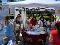 Студенти по здравни грижи и ученици от Плевен станаха част от кампанията „Нуждаем се от здравни грижи и утре“
