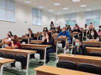 В МУ-Плевен се проведе вторият присъствен тест по биология за бакалавърските специалности